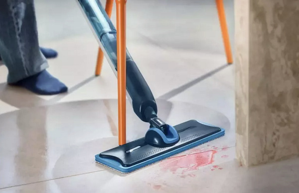 Philips OneUp elektrikli mop serisi Türkiye’de